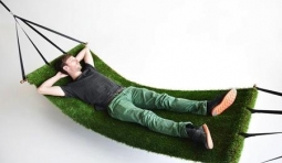 」綠草坪「吊床