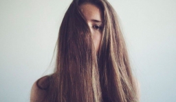 直髮女孩的切身之痛：12個只有直髮的人才能體會的困擾