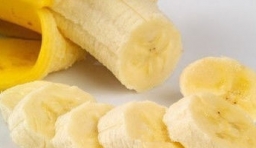 【美顏小助手】☑香蕉泡上醋，奇迹出現了！月減8斤！可惜知道的人太少！