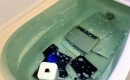 日本一女子報復男友將其蘋果設備泡入浴缸